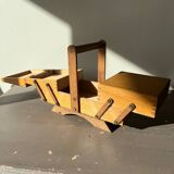 Wooden sewing box - worker