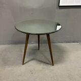 Table pieds fuseaux et plateau en verre