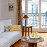 Round beige marble table