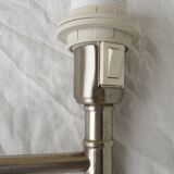 Wall lamp with articulated arm