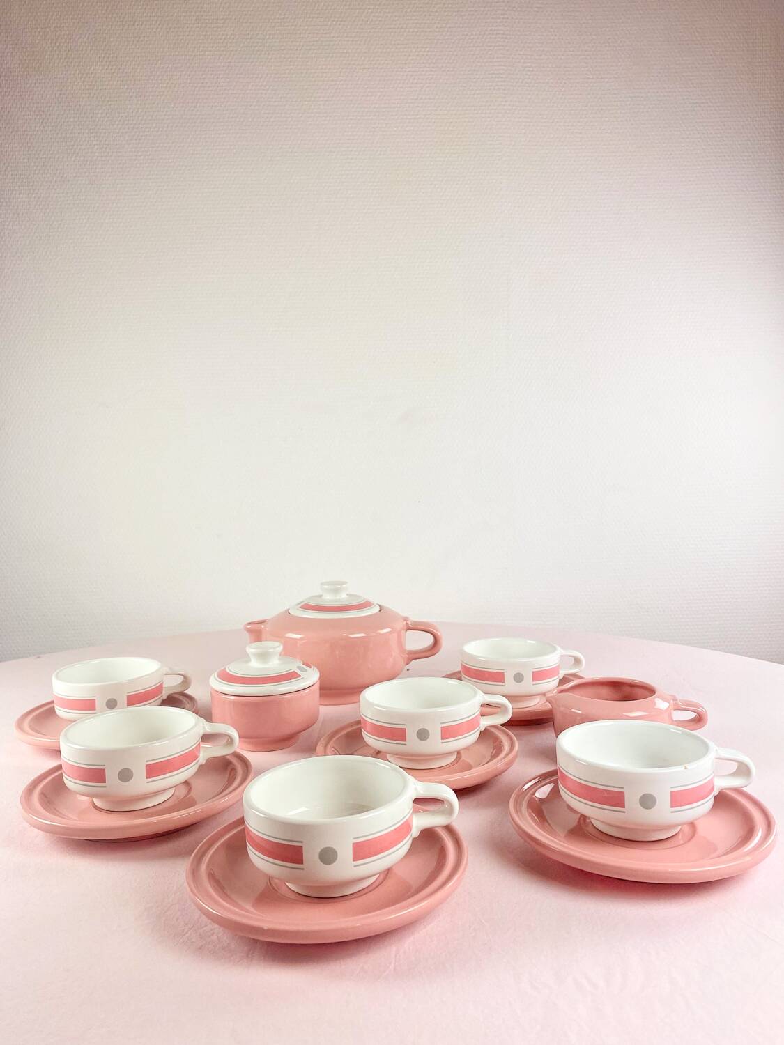 Service vintage rose