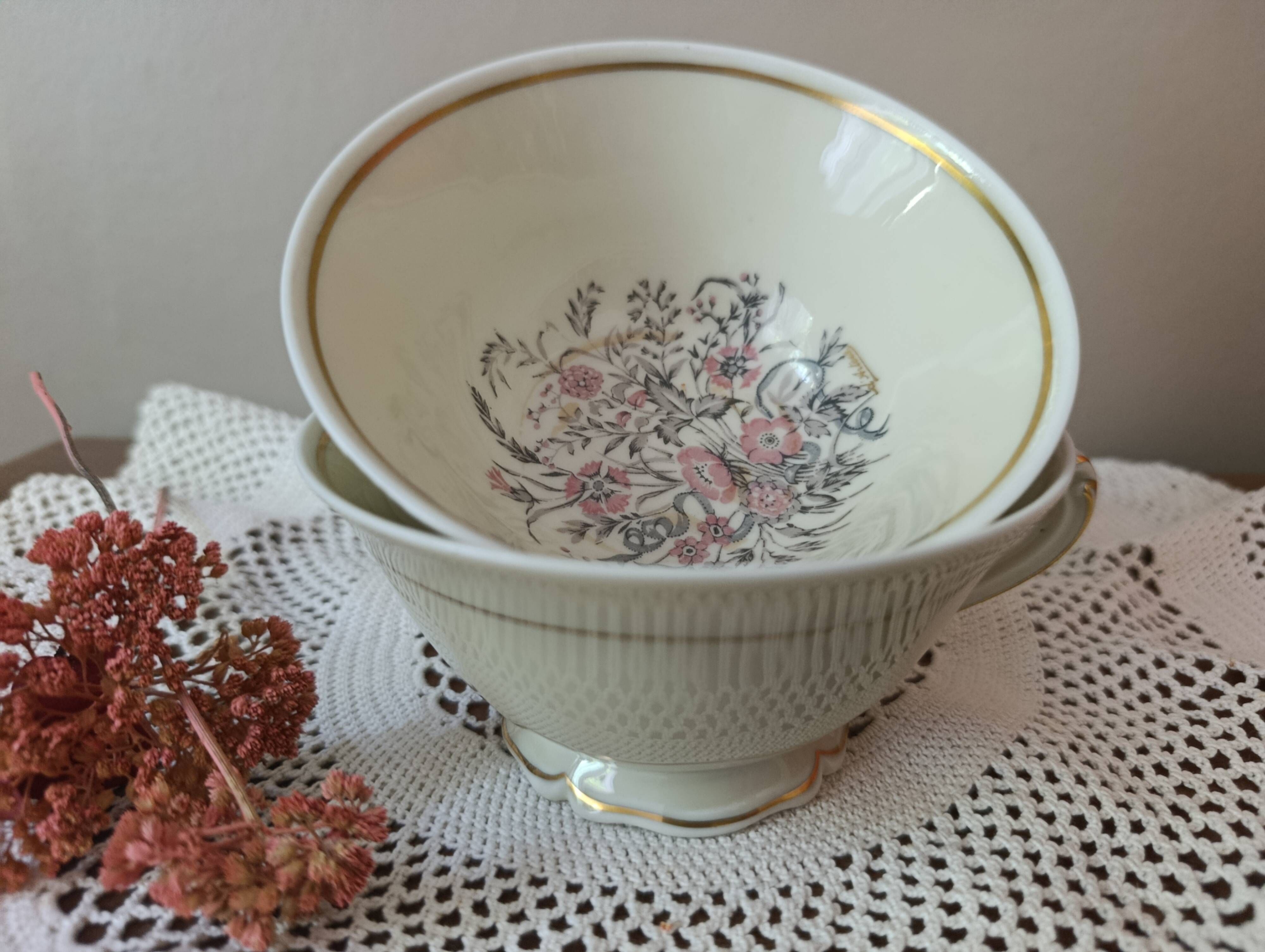 Two retro country-style porcelain tea cups, Former Royal Manufacture