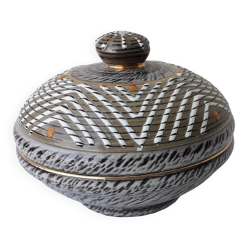 Stoneware bonbonnière