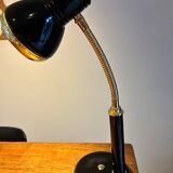 Adjustable desk lamp