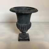 Medici cast iron planter vase