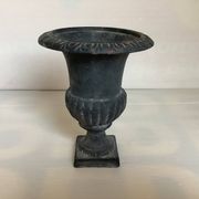 Medici cast iron planter vase