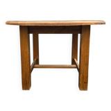 Round solid oak table