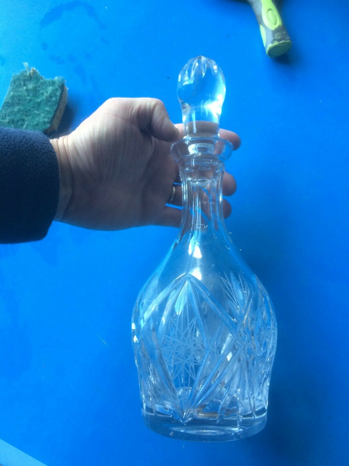 Lot of 2 crystal carafe