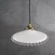 Suspension ancienne en opaline blanche