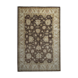 Tapis Ziegler en laine marron fait main - 167x251cm