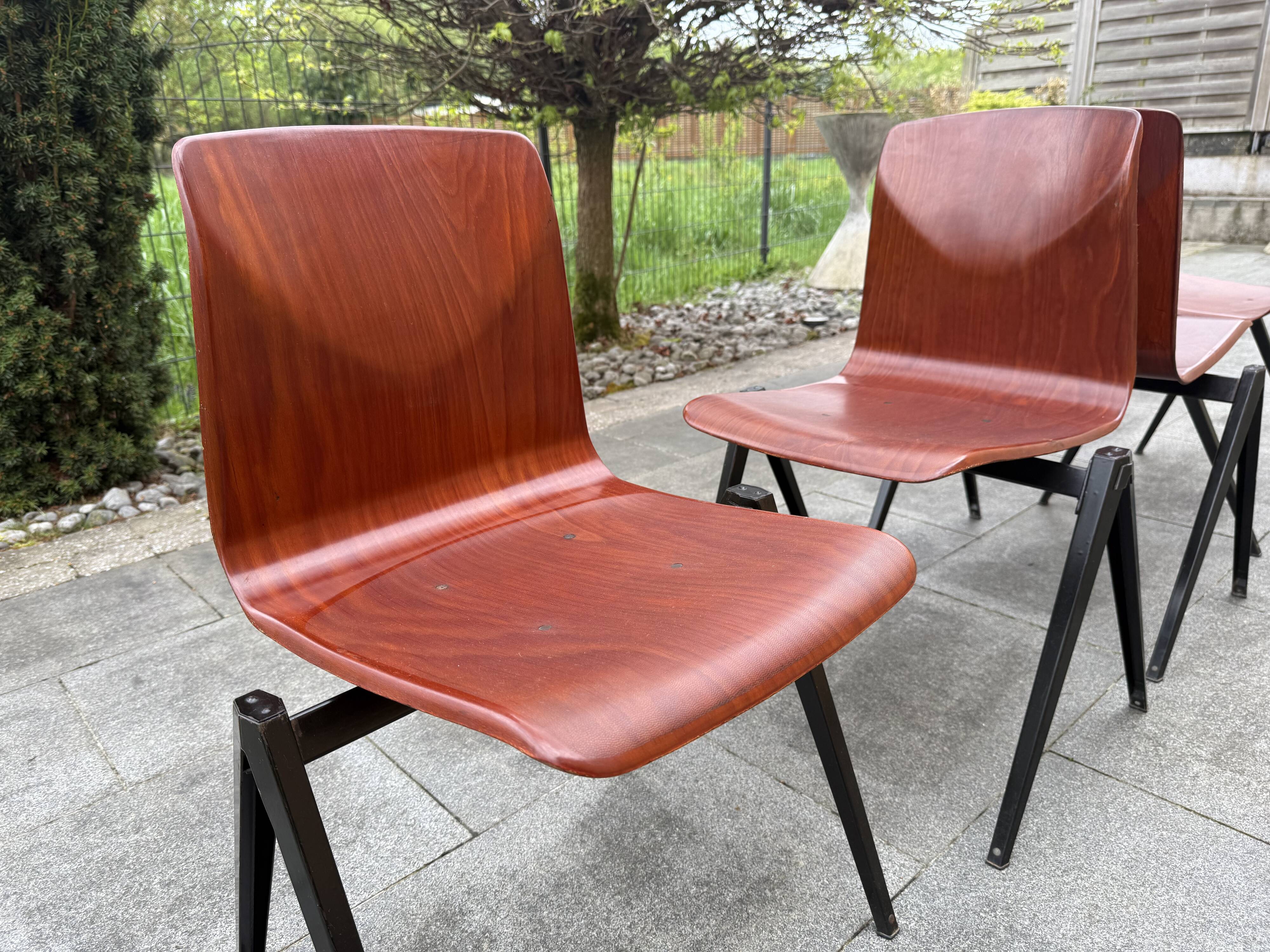 Set of 4 Galvanitas Thur-Op Seat Model S22 chairs from the 60s