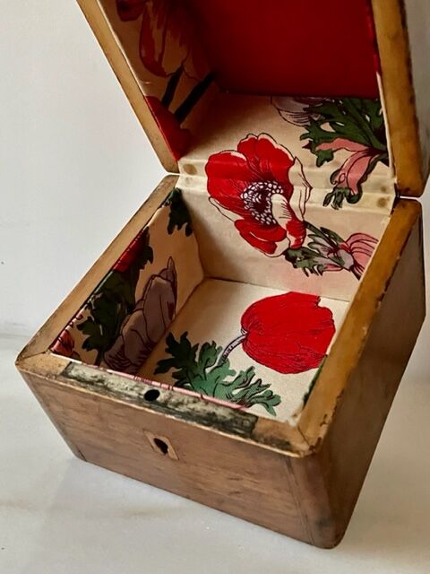 Boite à bijoux en bois de palissandre XIXème siècle