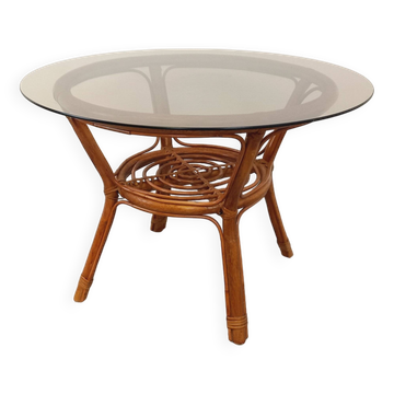 Table basse ronde vintage en verre fumé et rotin des années 70