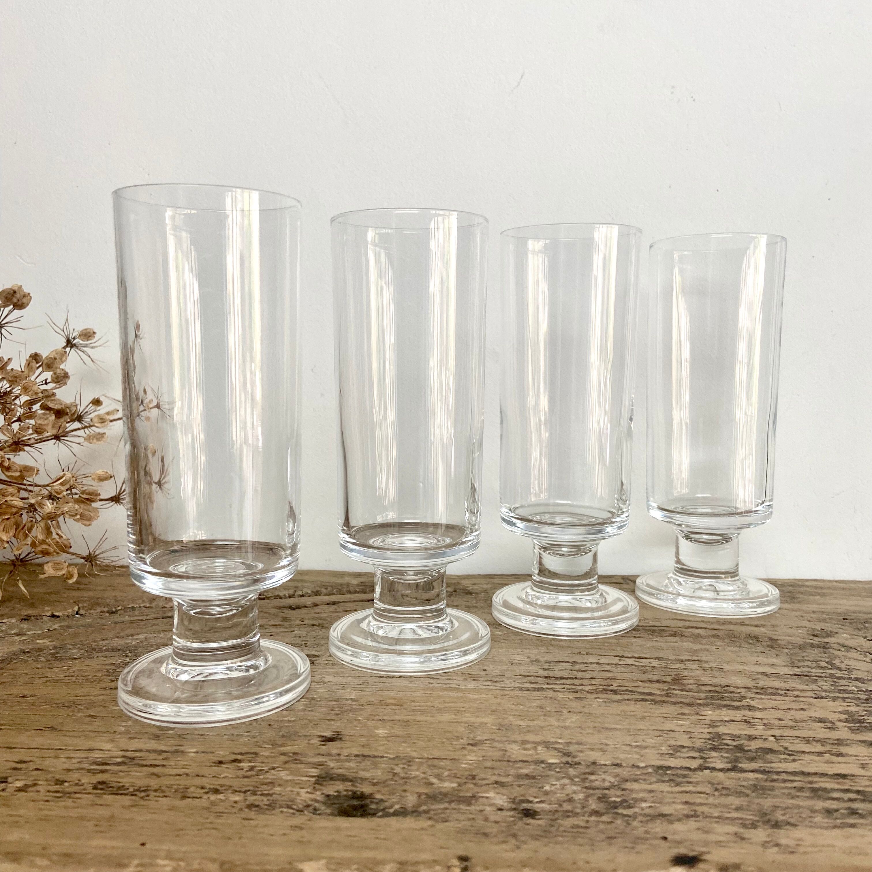 4 vintage champagne flutes
