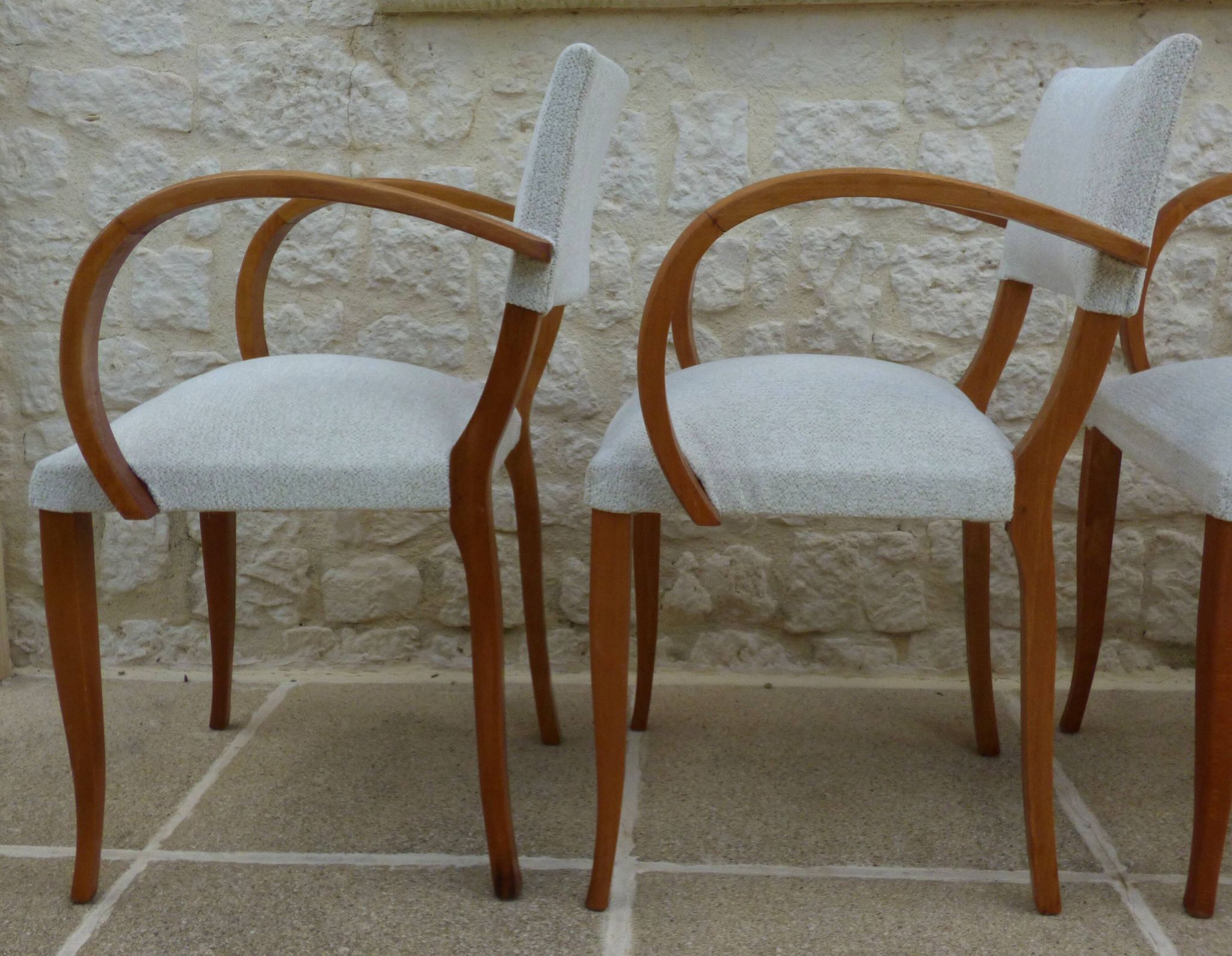 Fauteuils bridges chic année 50 en bois massif   blanc beige cousus main