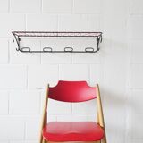 Minimalist wall coat rack in string design in black and red