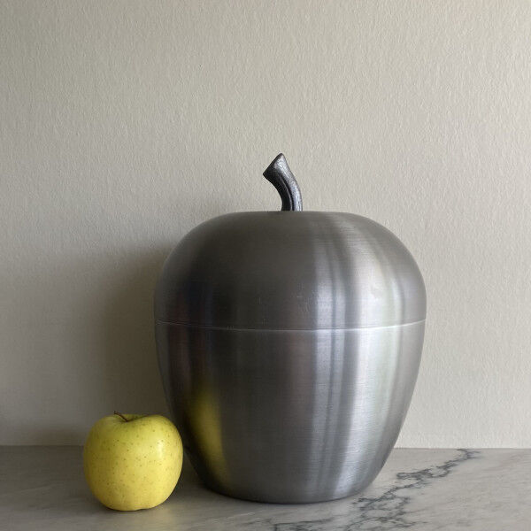 XL apple ice bucket