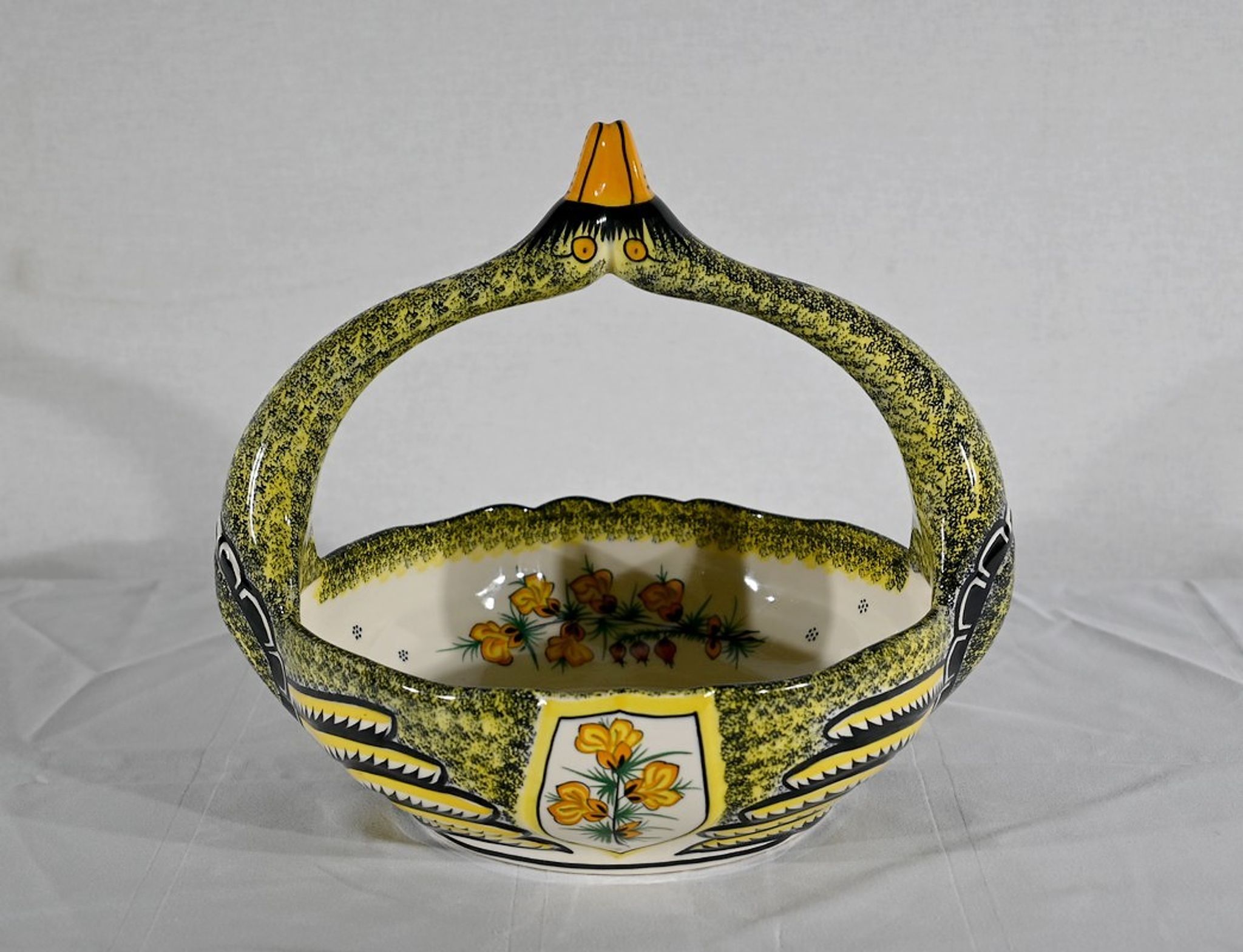 Earthenware basket, Manufacture Henriot Quimper – Mid-twentieth century