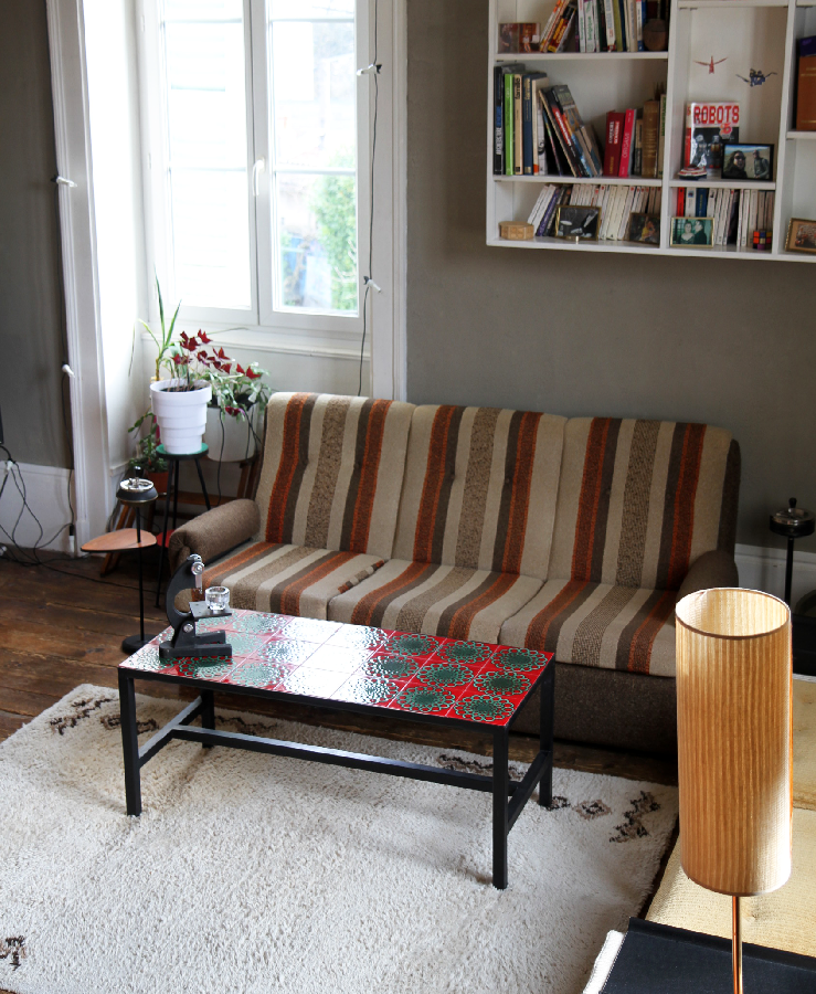 Coffee table ceramic red and green 1960