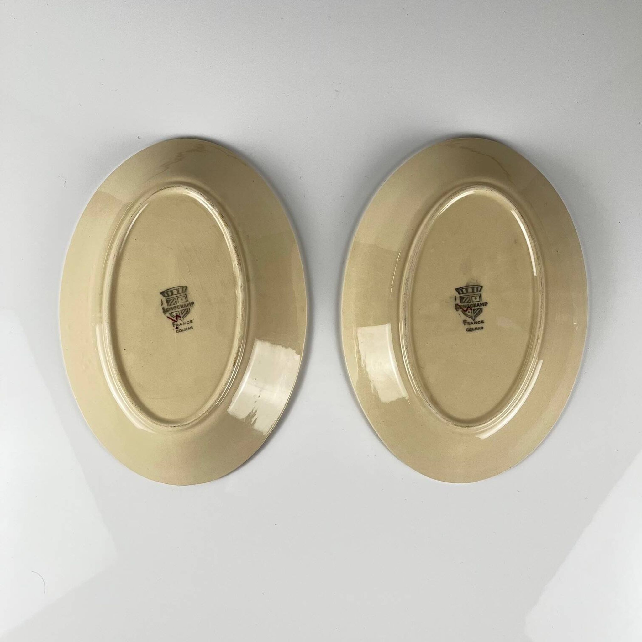 Duo de ravier Longchamp modele "Colmar", motif géométrique vers 1930