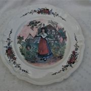 Plat rond en Faïence de Sarreguemines modèle Obernai (Alsacienne)
