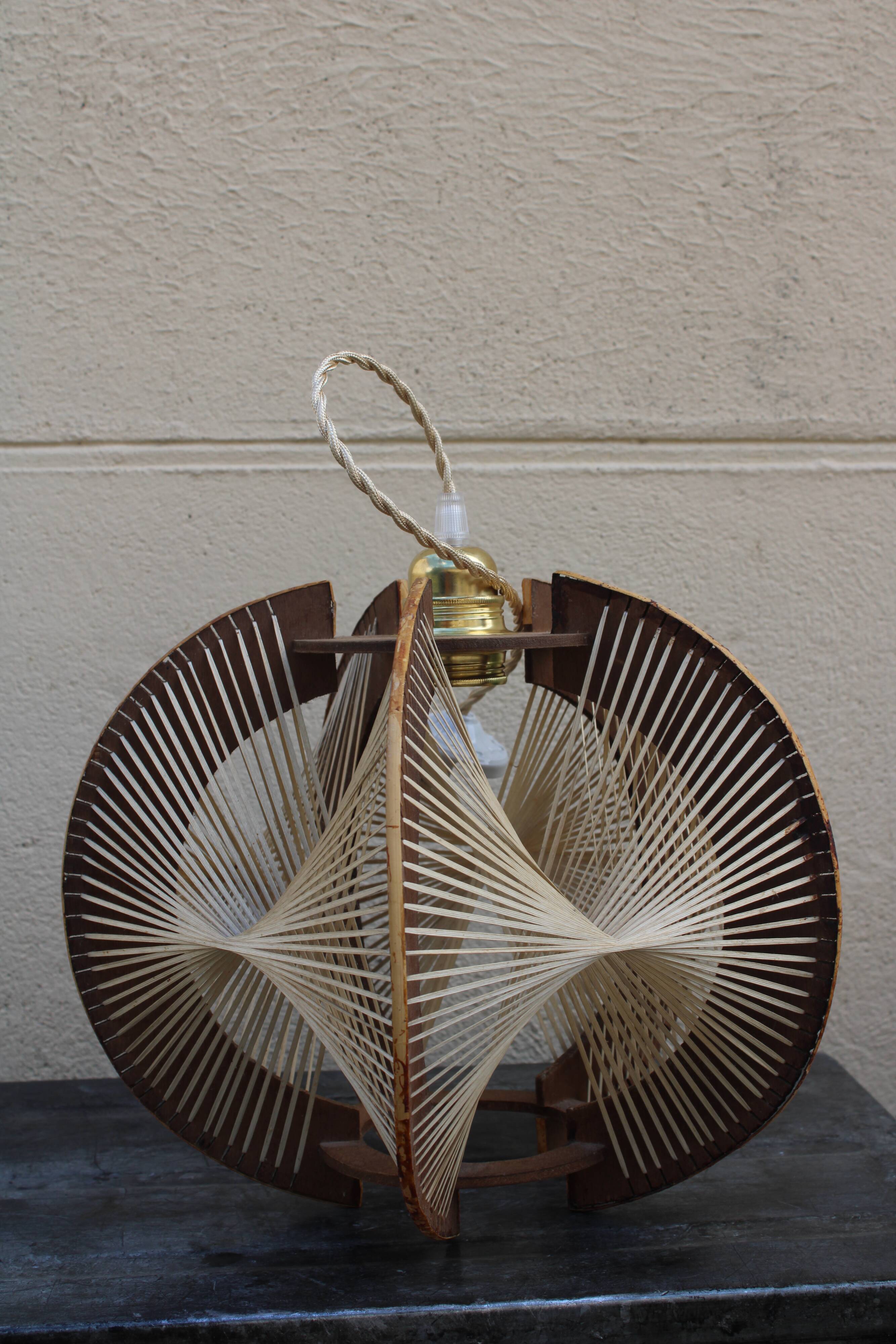 Wooden and rattan suspension