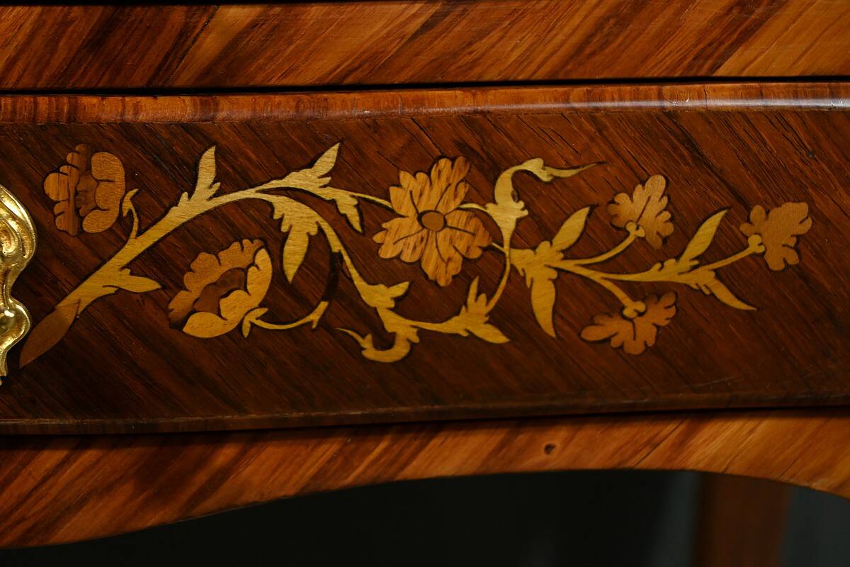Bedside table in rosewood and palisander, Louis XV style – Late 19th century