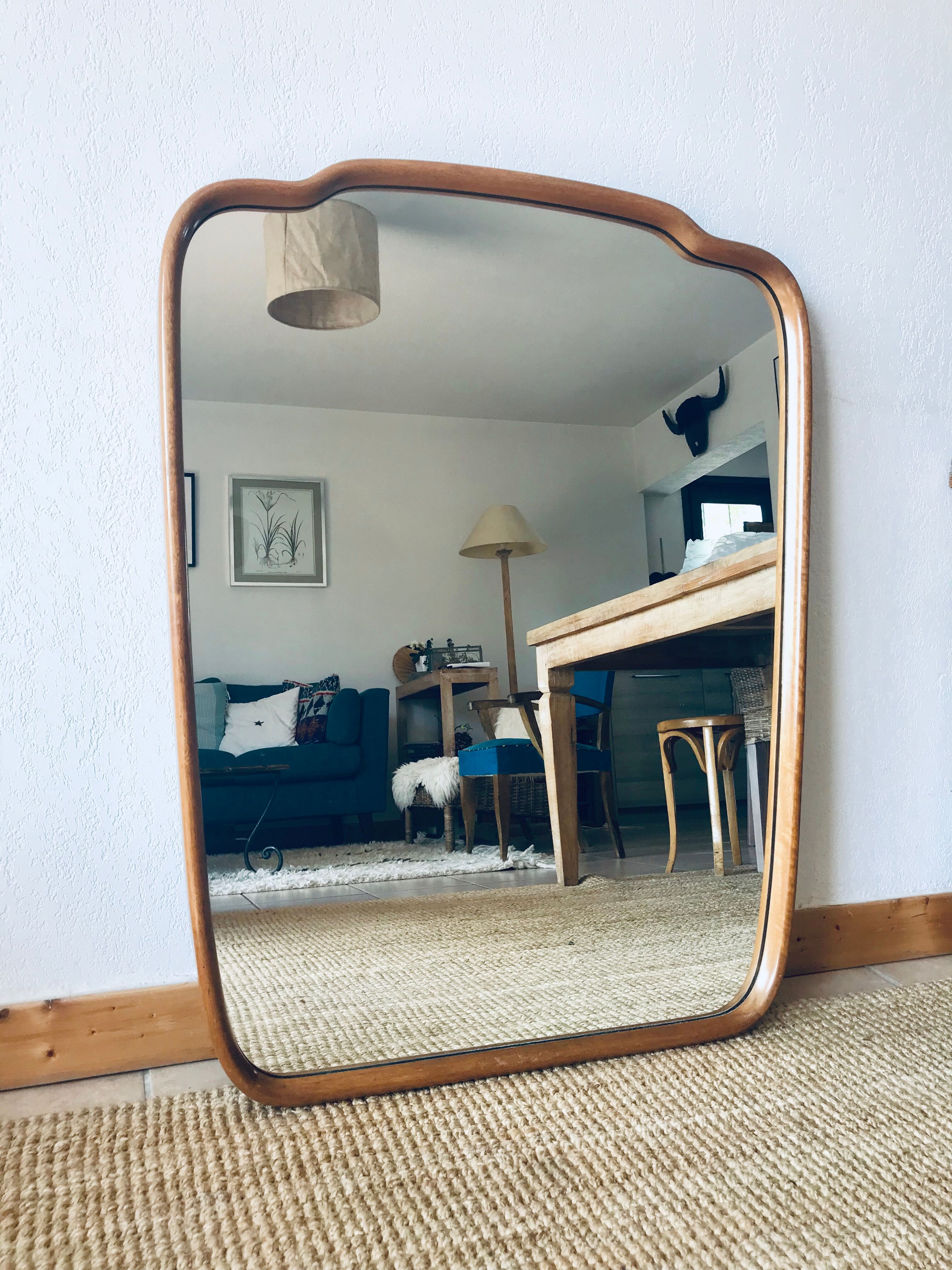 Free form mirror 80x104cm