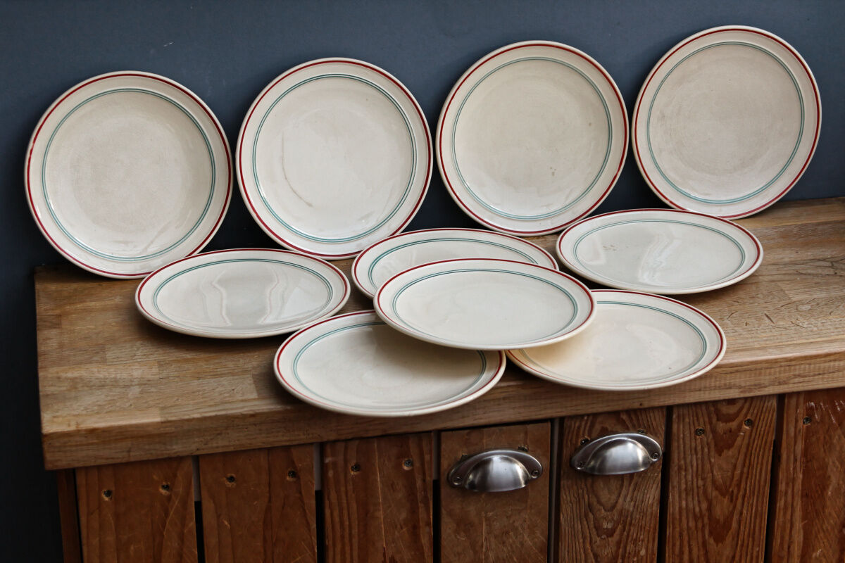 Set of 10 dessert plates, Moulin des Loups, Orchies