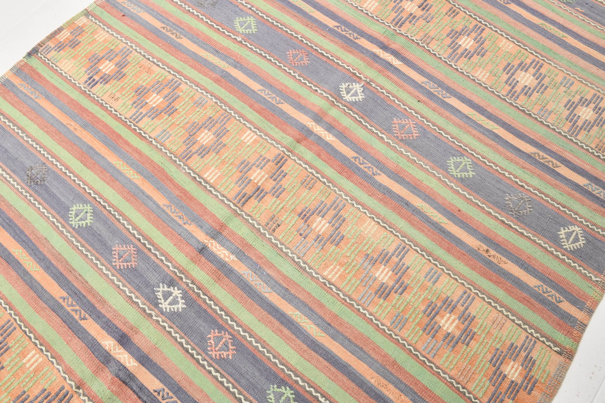 6x9 Modern Vintage Kilim Rug, 180x282Cm