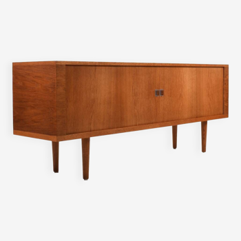 Early RY25 Sideboard by Hans J. Wegner for Ry Møbler