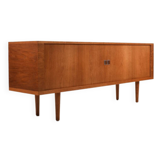 Enfilade RY25 par Hans J. Wegner pour Ry Møbler