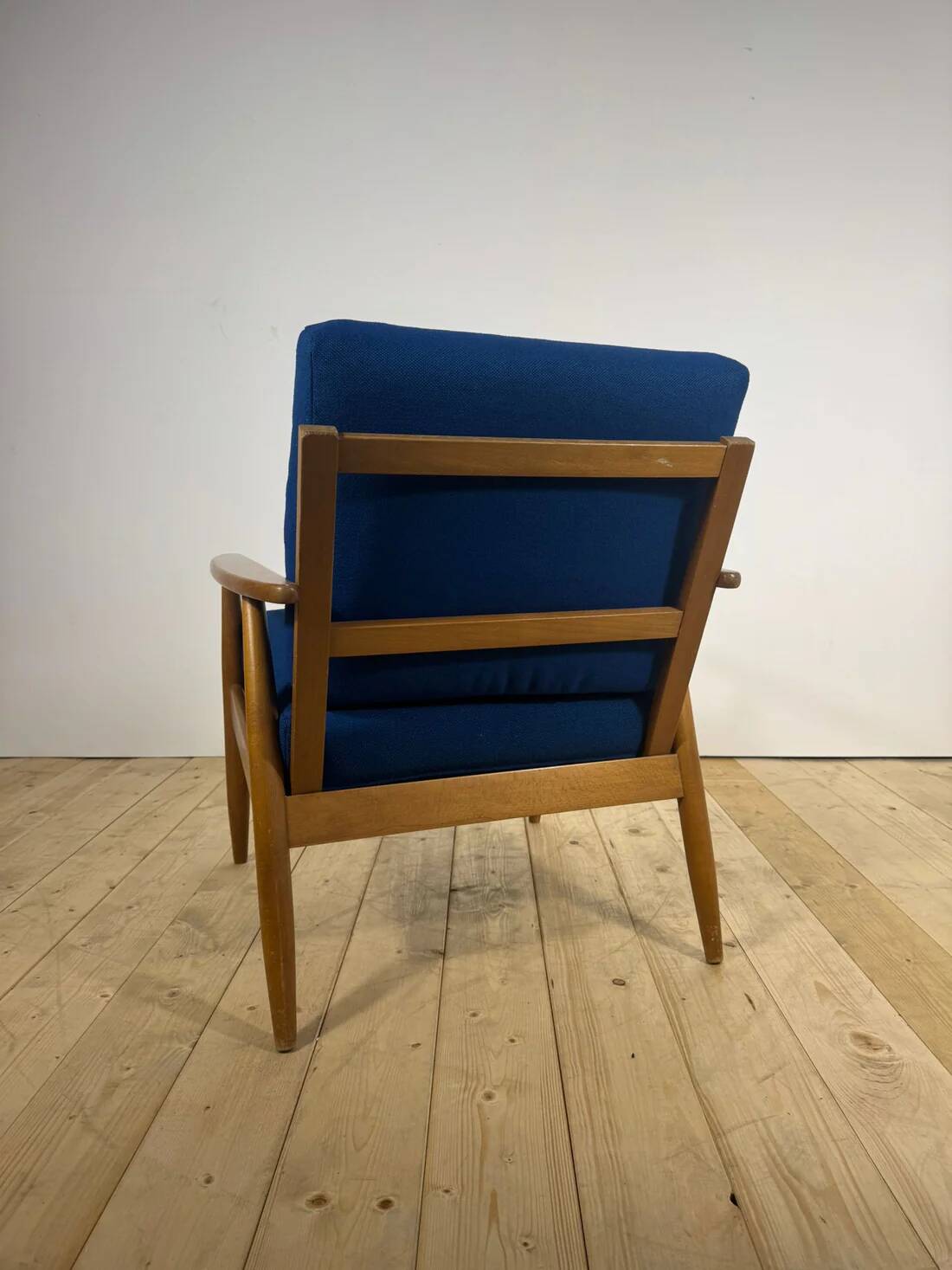 Danish armchair 1960s – Mid-century seat in teak and fabric