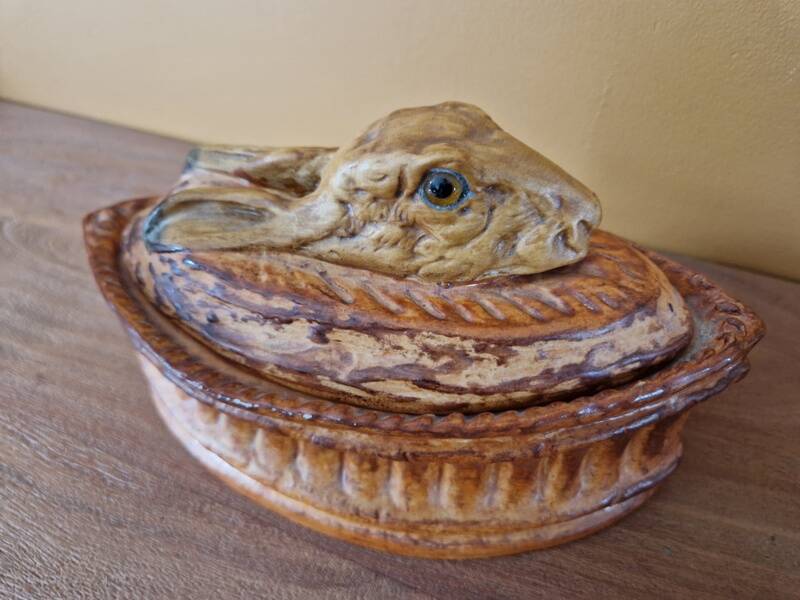 Pillivuyt porcelain terrine decorated with a hare, glass eyes - 19th century