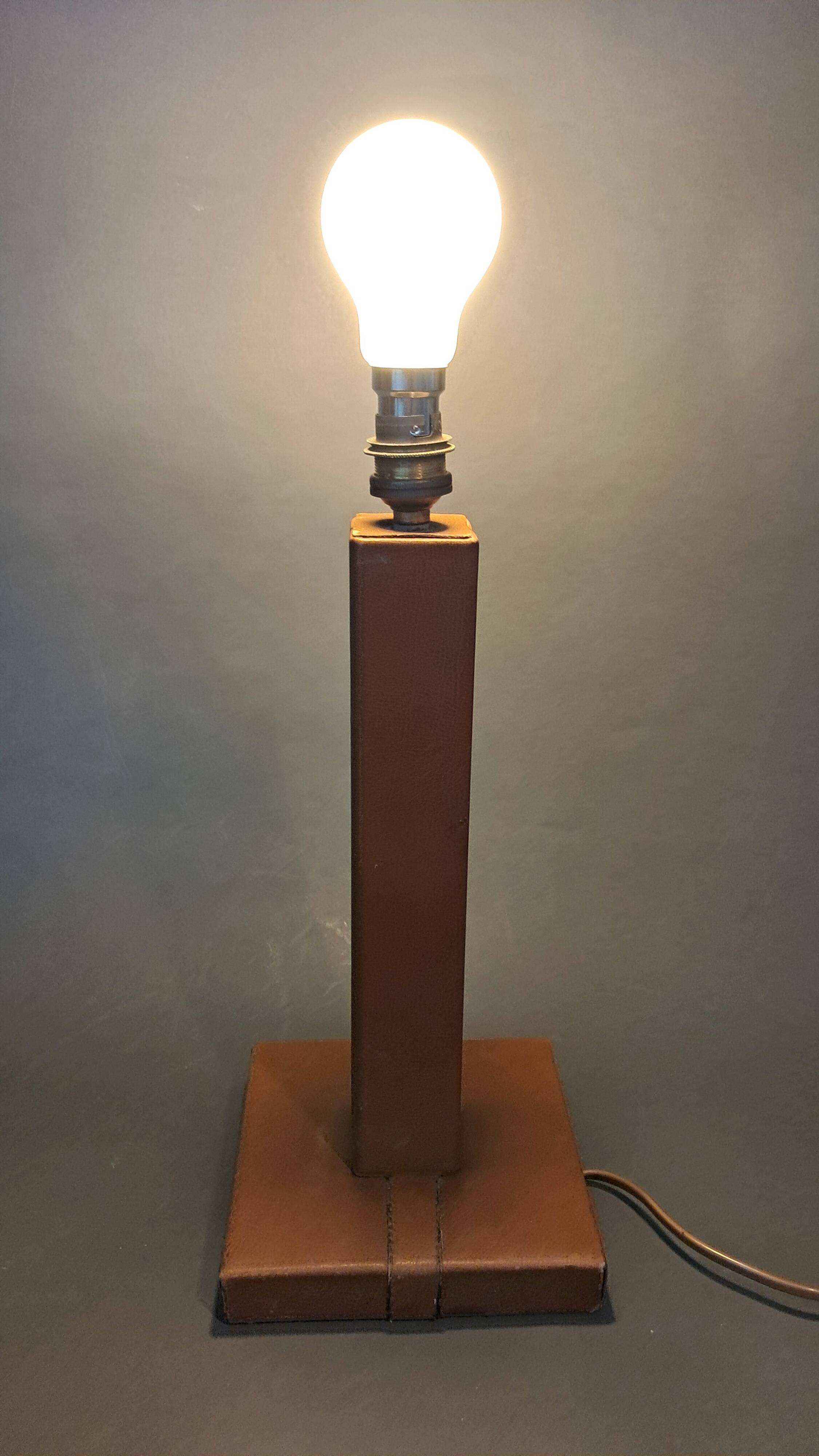 Modernist lamp base in fawn leather 1950s Le Tanneur Paris.