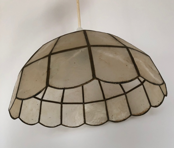 Mother-of-pearl hanging lamp