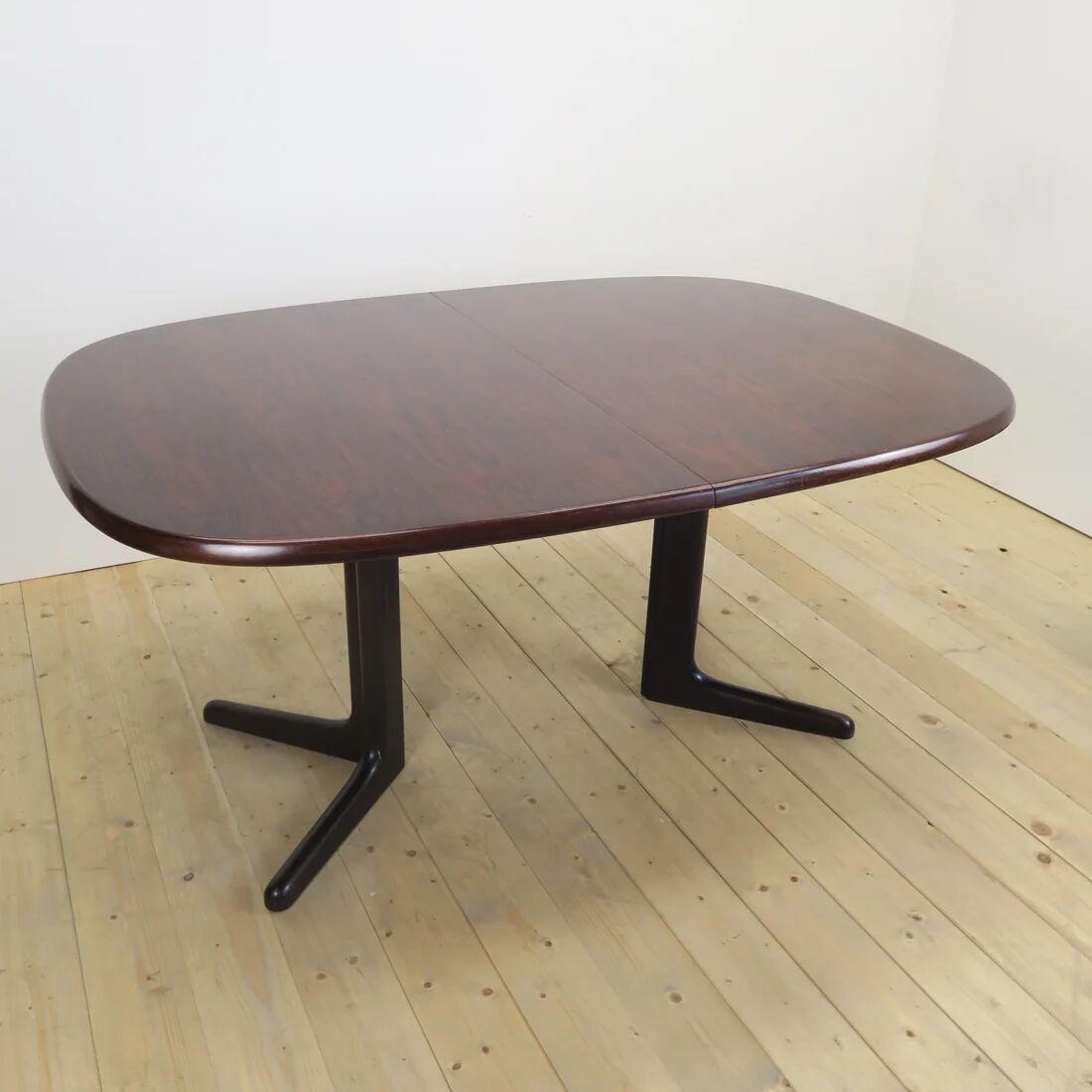 Extendable dining table in rosewood, Denmark 1960