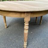 Large round extendable Louis Philippe 19th century dining table, renovated, 250cm