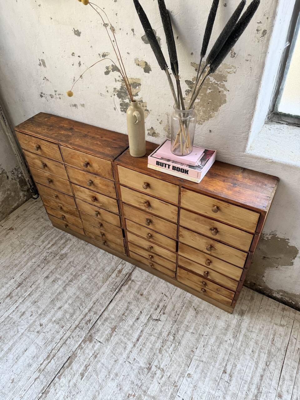 Trade furniture