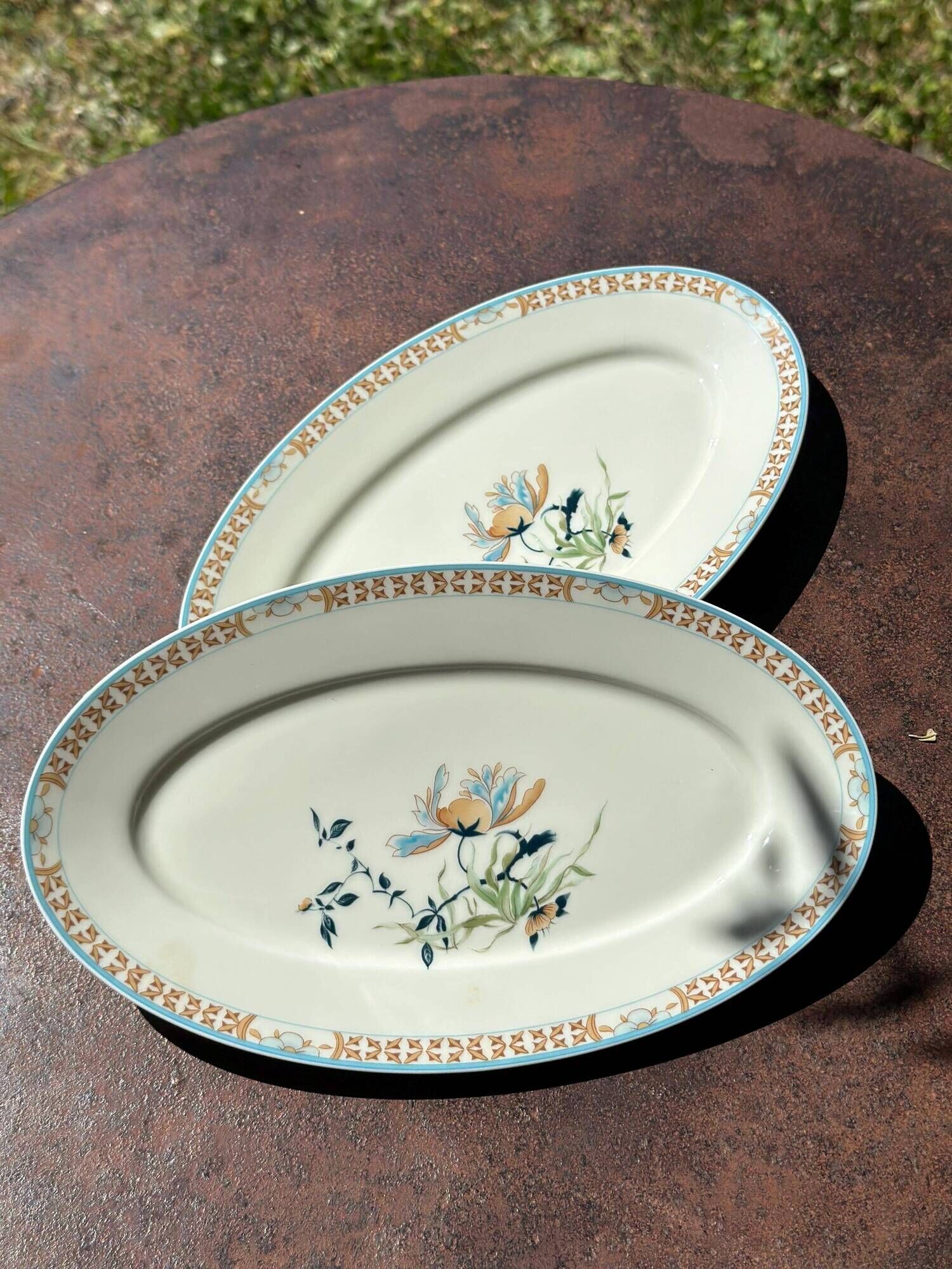 Limoges porcelain trays Jammet Seignolles Manille, set of 2