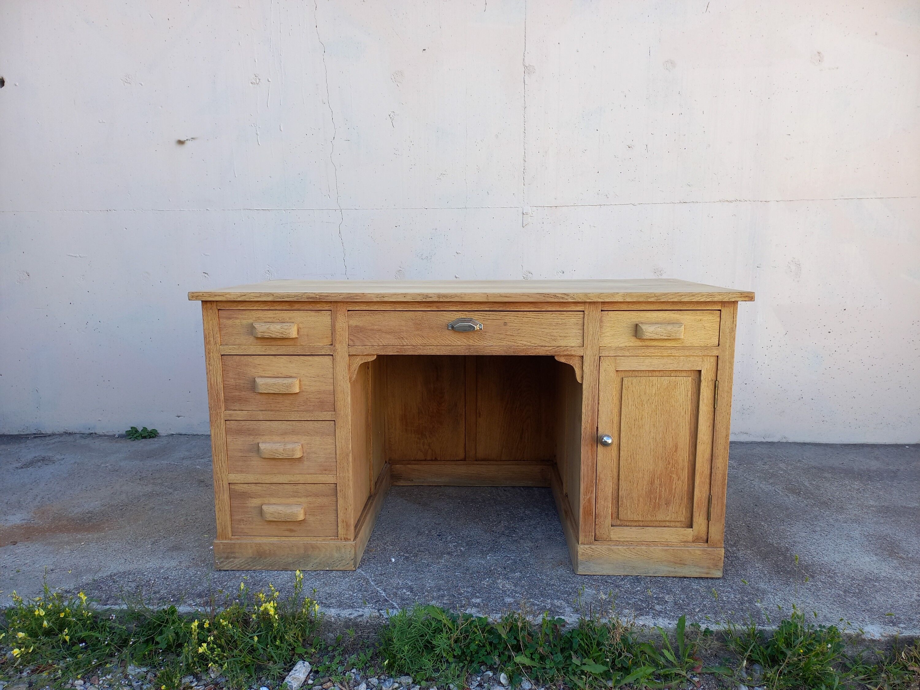 Minister's office in solid oak