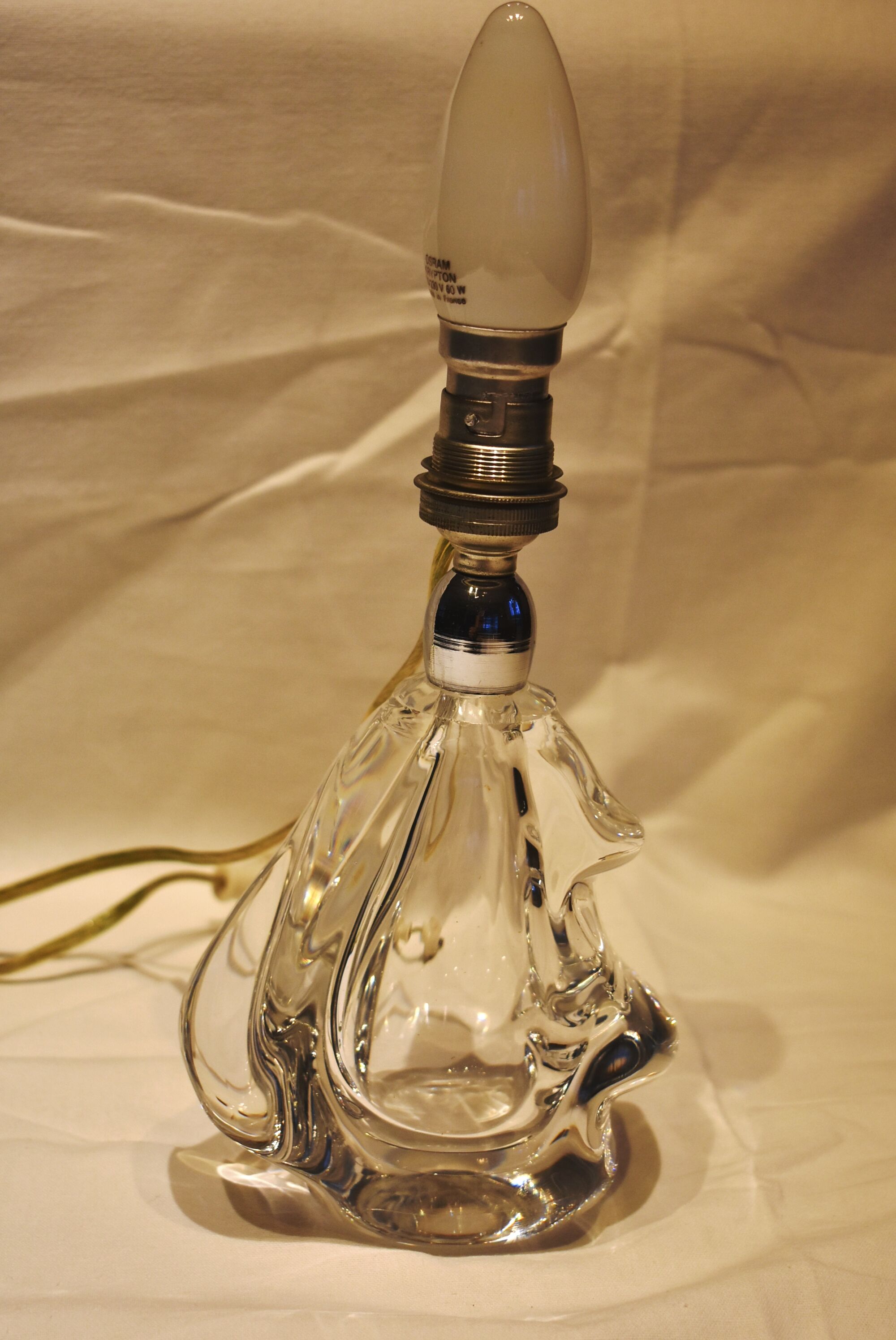 Crystal bedside lamp