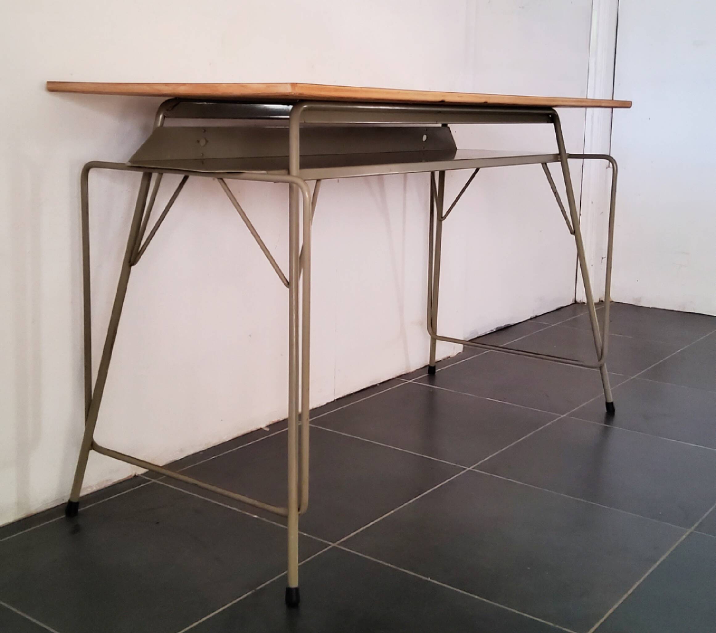 Willy Van Der Meeren Office