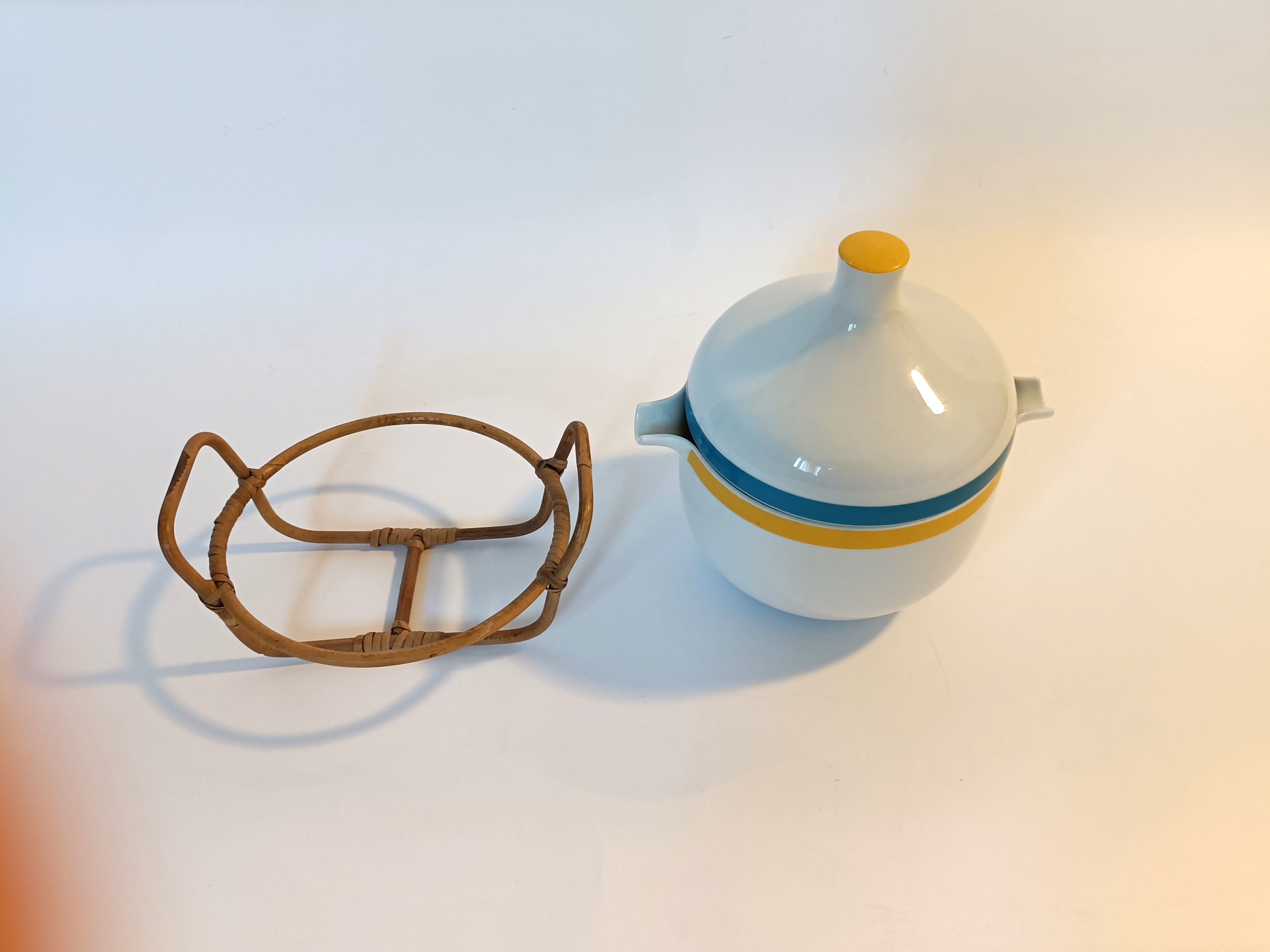 Wolf Karnagel porcelain soup bowl for Rosenthal Studio Line Germany 1970.