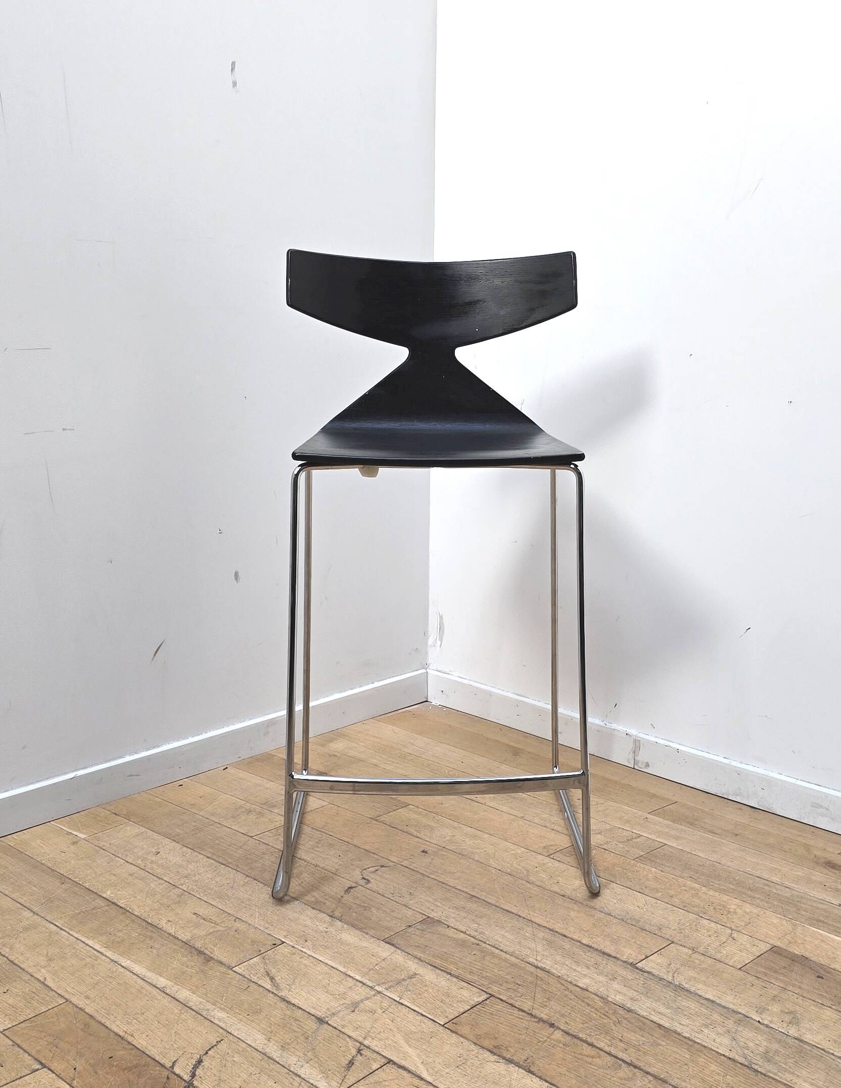 Set of 3 Saya bar stools, Arper