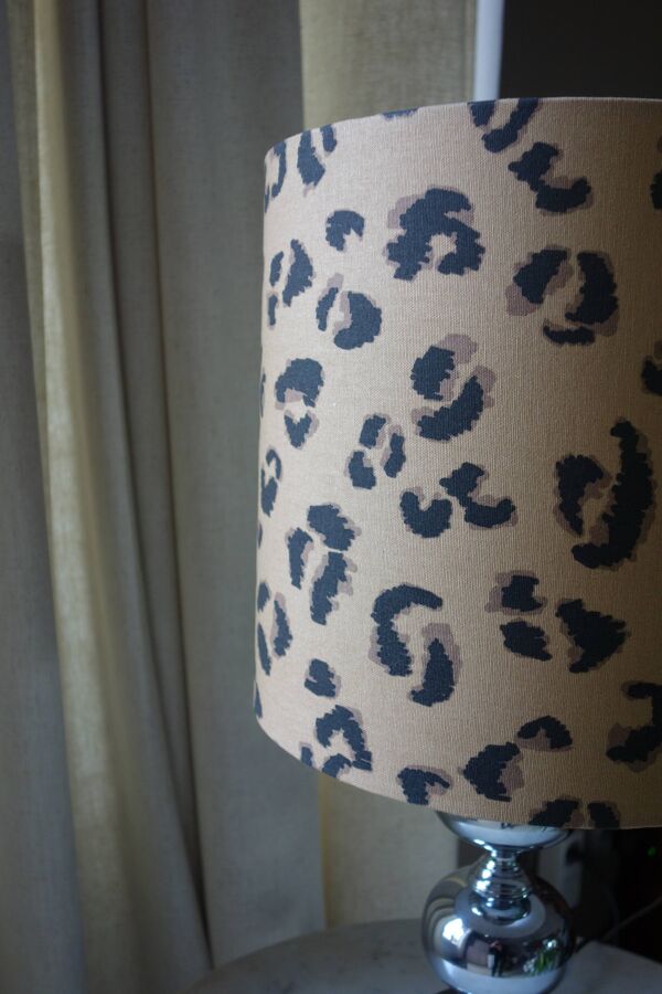 Lampe delmas collection monteuse chromée avec abat-jour contemporain