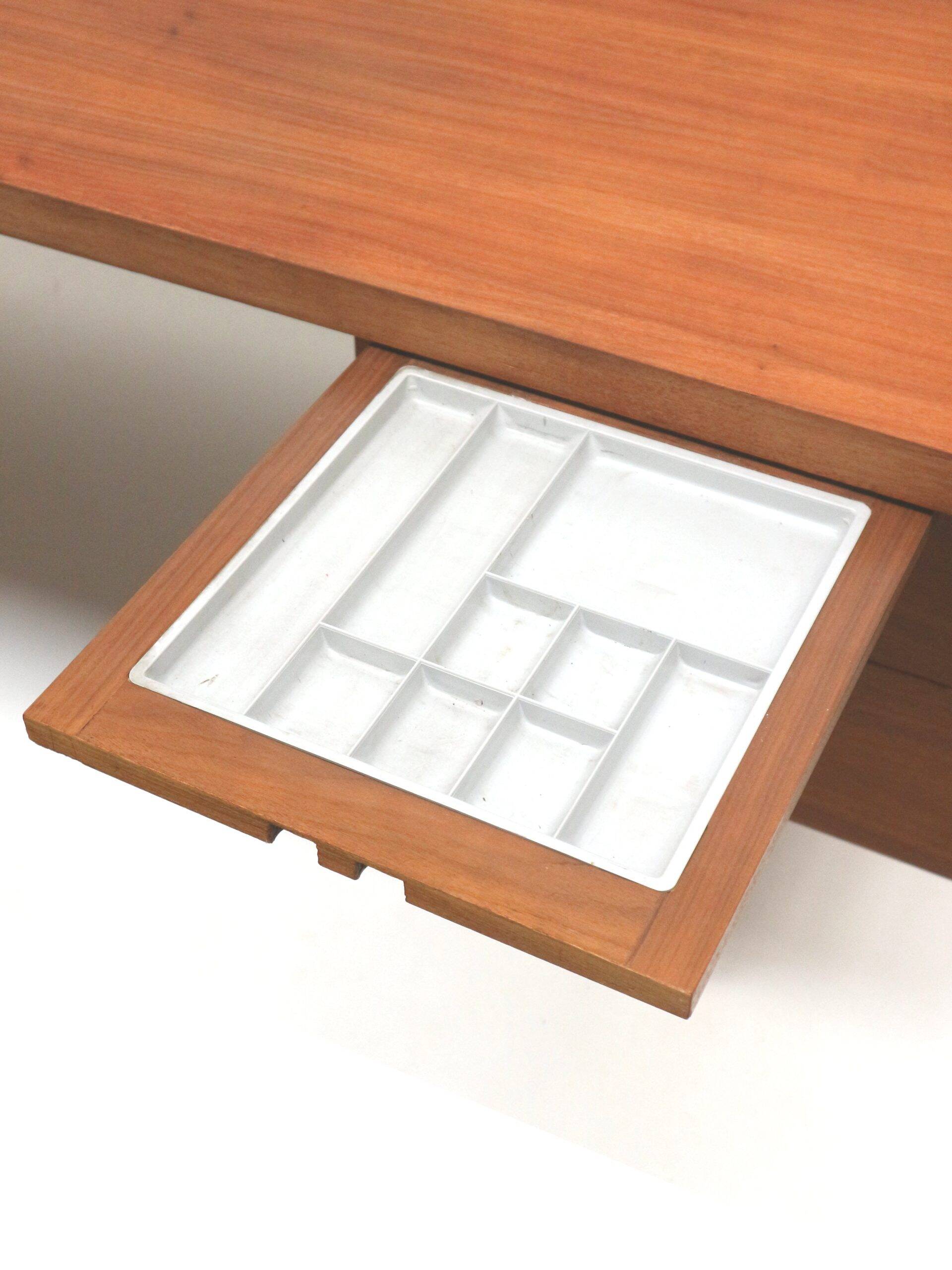 Vintage German design executive desk by Kondor, made in the 1970s