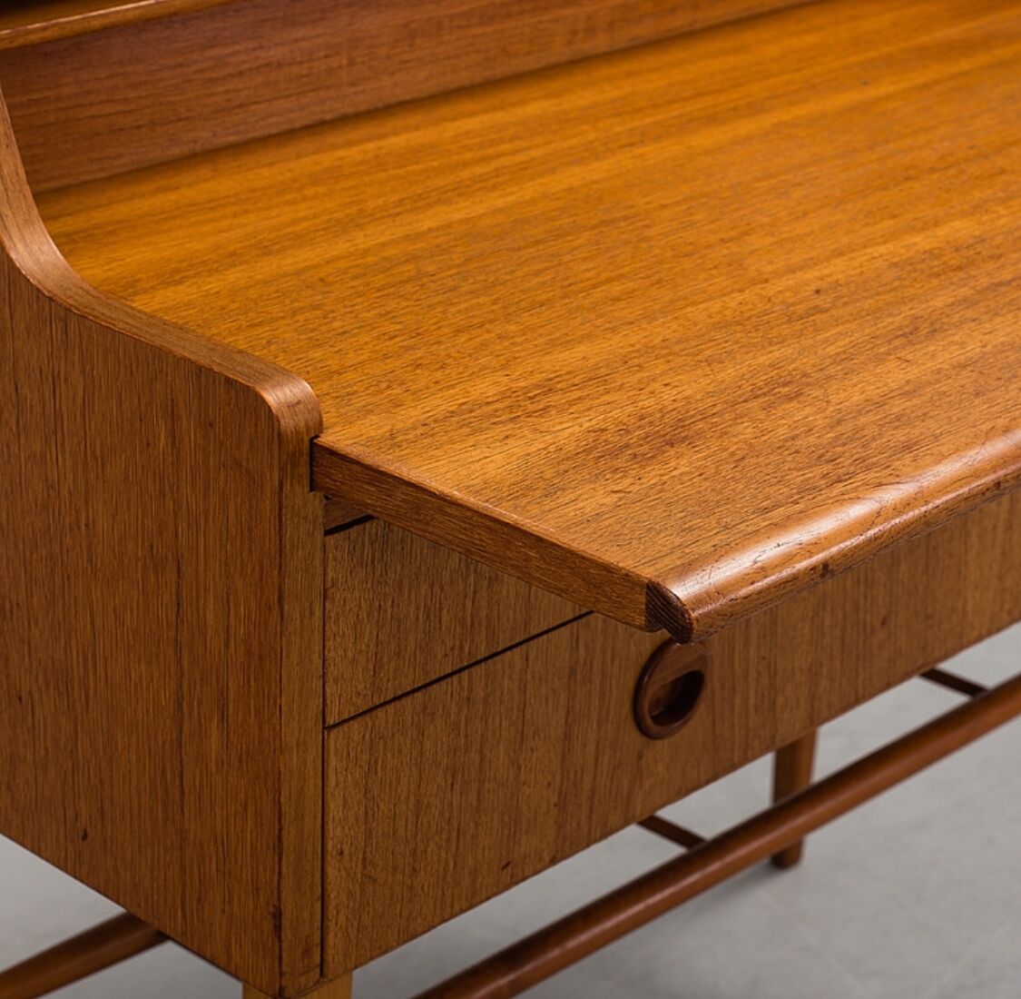 Scandinavian writing desk