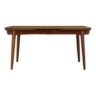 Table en bois, modèle AT-312, design danois, années 1960, designer : Hans J. Wegner,
