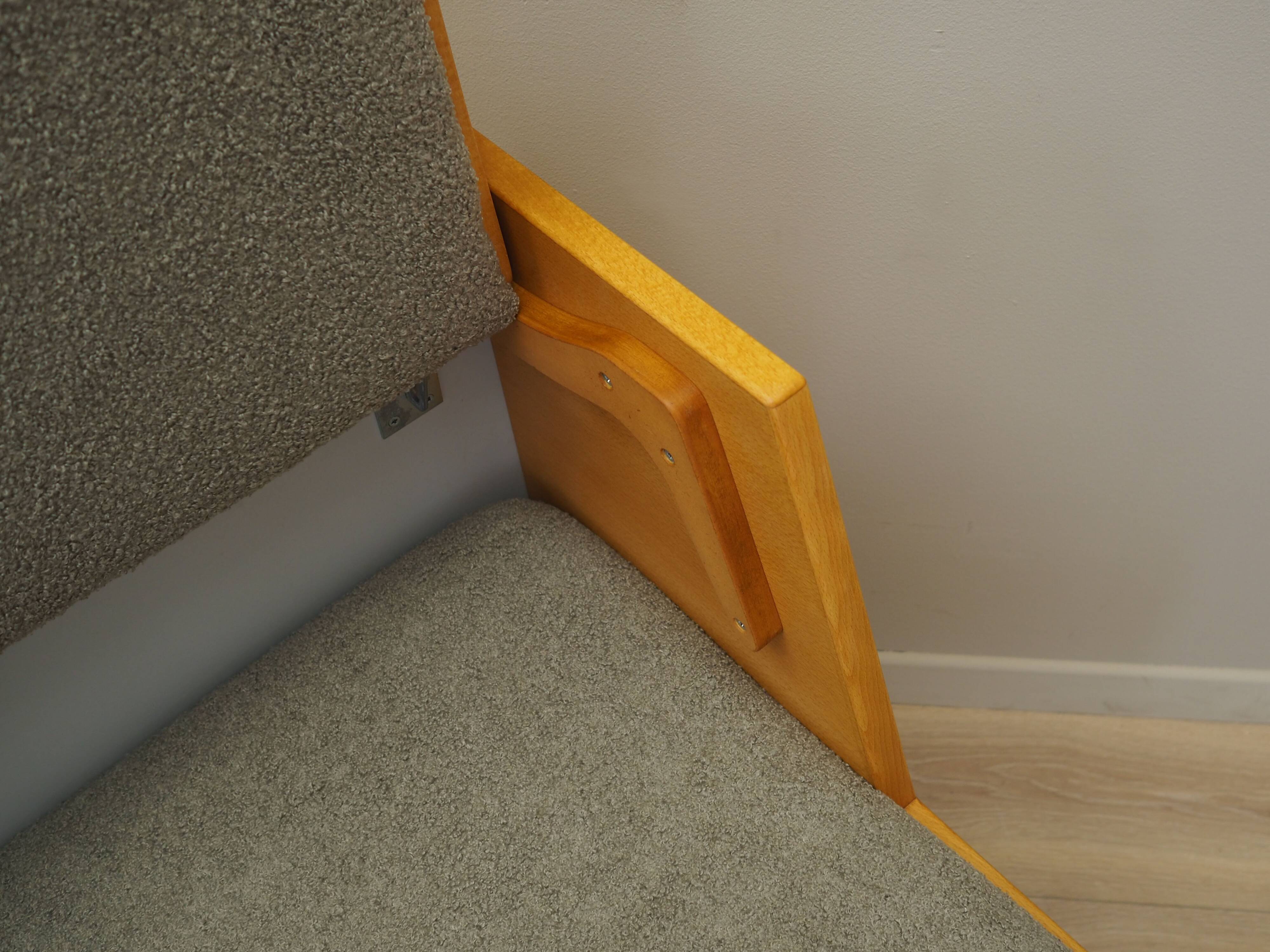 Canapé en hêtre, design danois, années 1960, designer : Hans. J. Wegner, manufacture : Getama